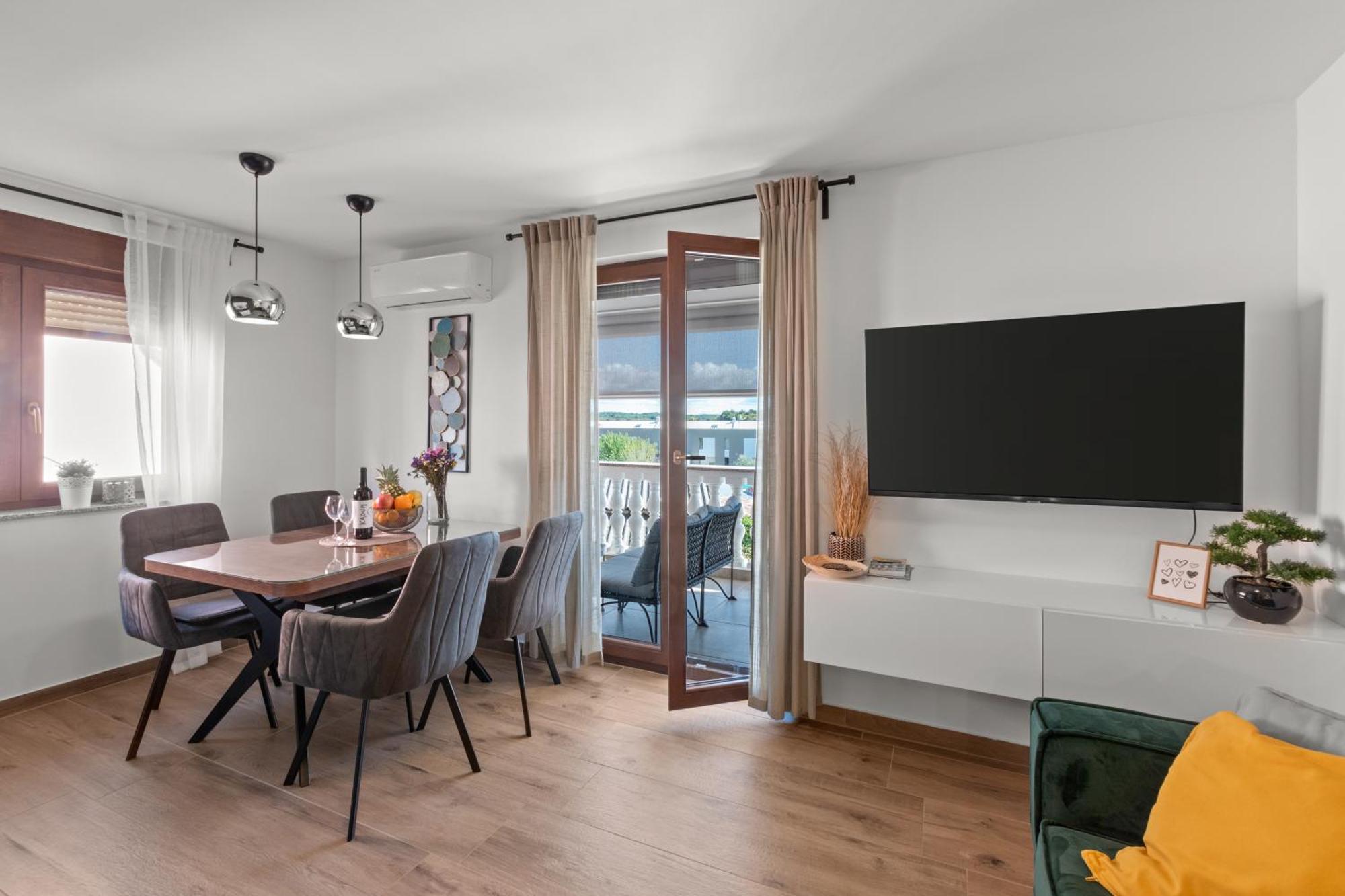 Apartments Frama Porec - ฟุนตานา ภายนอก รูปภาพ